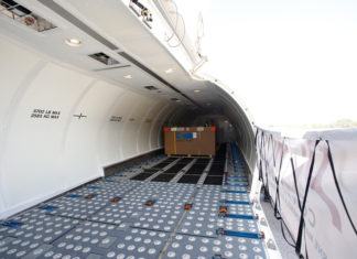 PEMCO de TSG recibe la aprobación de la FAA para su programa de conversión Boeing 737-700 FlexCombi ™