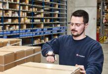 DB Schenker implementa gafas inteligentes para la logística del almacén