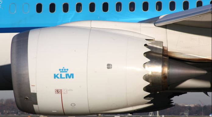 La ayuda financiera a KLM volvió a ser aprobada por la Comisión Europea