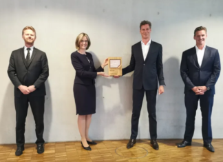 Lufthansa Cargo honra su cooperación con DB Schenker