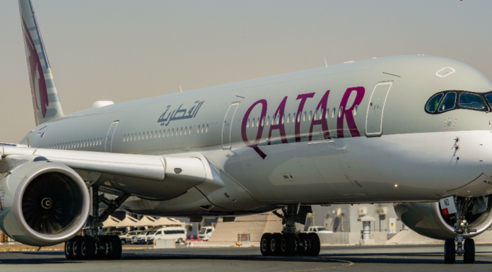 Qatar Airways recibe tres Airbus A350-1000