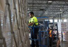 Menzies Aviation gana contrato de Cargo Handling para Avianca Cargo en el aeropuerto de Miami