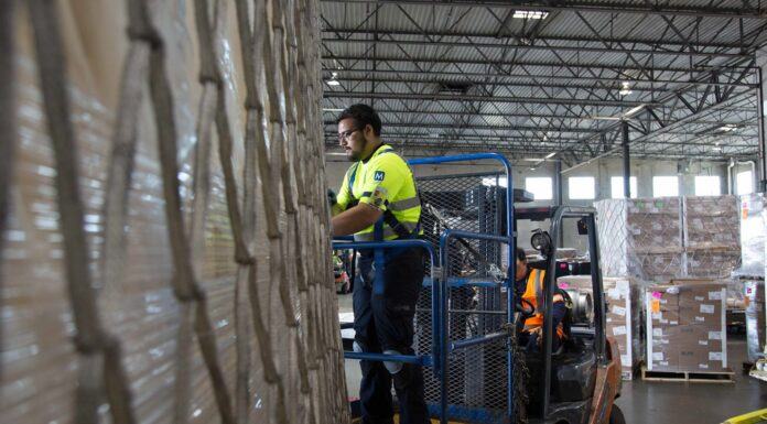 Menzies Aviation gana contrato de Cargo Handling para Avianca Cargo en el aeropuerto de Miami