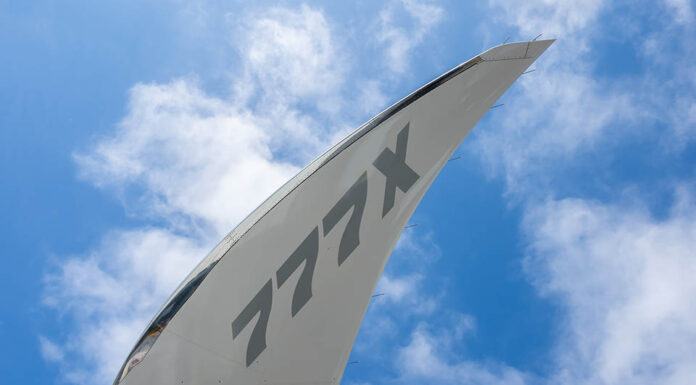 Qatar Airway manifiesta intención de adquirir cargueros, y Boeing ofrece sus 777X-F