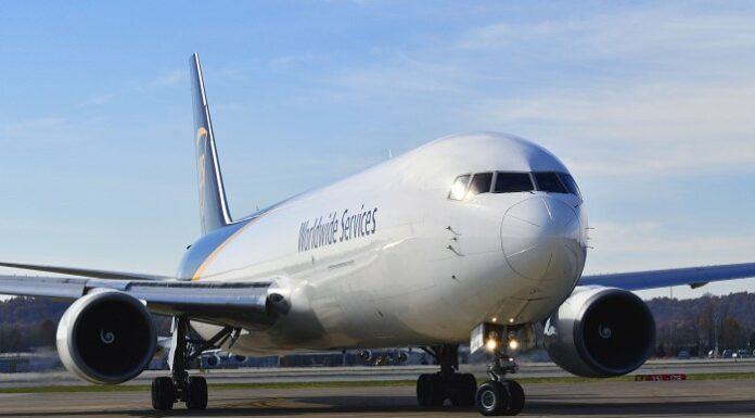 UPS compra mas B767-F