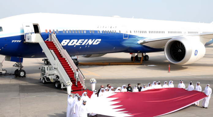 Qatar Airways da la bienvenida al primer B777-9 a Doha