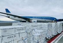 Aerolíneas Argentias aporta vuelos desde El Calafate para la industria salmonera de Chile