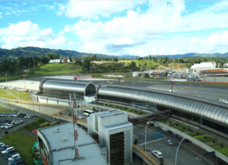 Tareas de mantenimiento en el Aeropuerto MDE