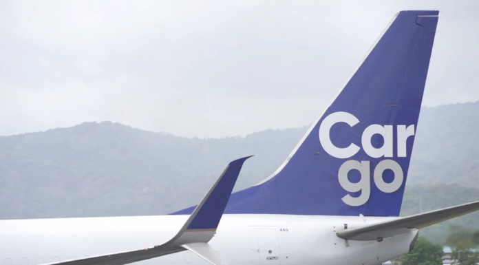 Copa Airlines incorpora un B737 convertido en carguero