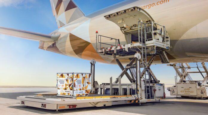 Etihad Cargo renueva su confianza en Jettainer