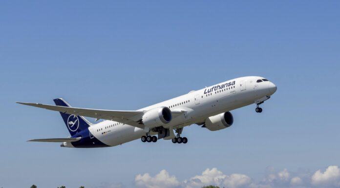 Lufthansa recibe su primer Dreamliner