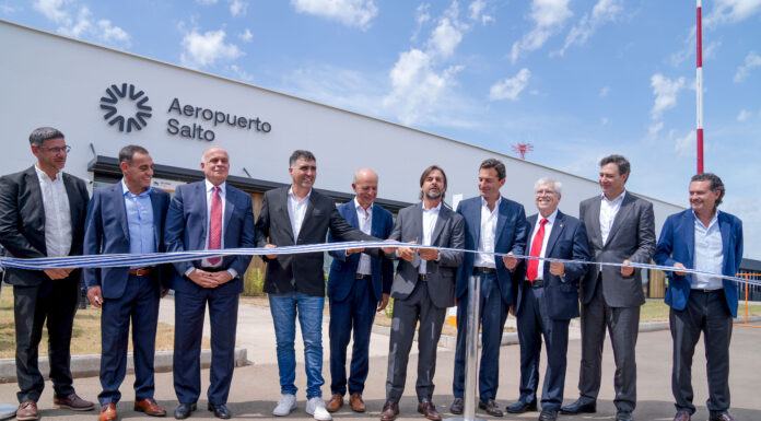 Se inauguró el Aeropuerto Internacional de Salto