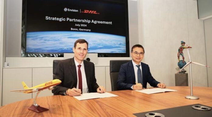 DHL y Envision se unen para impulsar innovaciones sostenibles en logística y energía