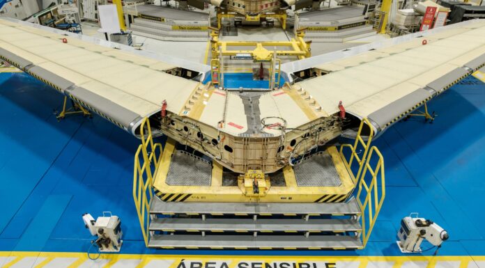 Airbus completa la fabricación del primer estabilizador horizontal del A350F en España