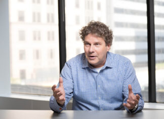 TIACA celebra la incorporación formal de Jan Krems como la entrada al Salón de la Fama de 2025